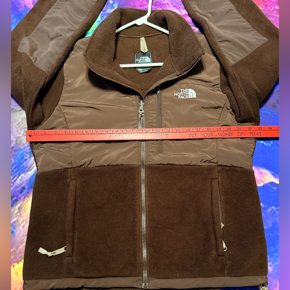 The North Face Women’s Brown Denali Fleece Hybrid Jacket - Picture 5 of 7